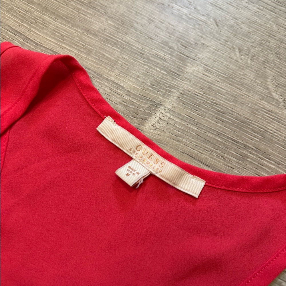 •GUESS• RUFFLE TANK TOP - Picture 3 of 5